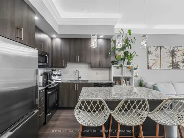 35 Fontenay Ct #1203, Toronto, ON M9A 0E2