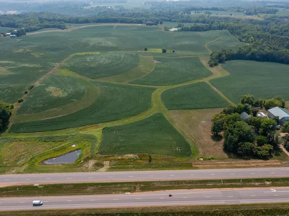 212 Xxx Hwy, Carver, MN 55315