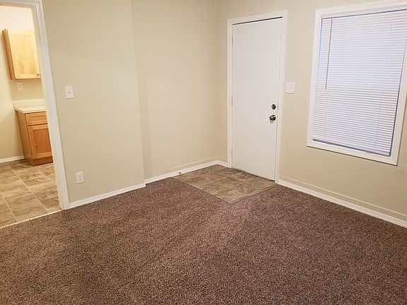 4th image of 322 W Pine St