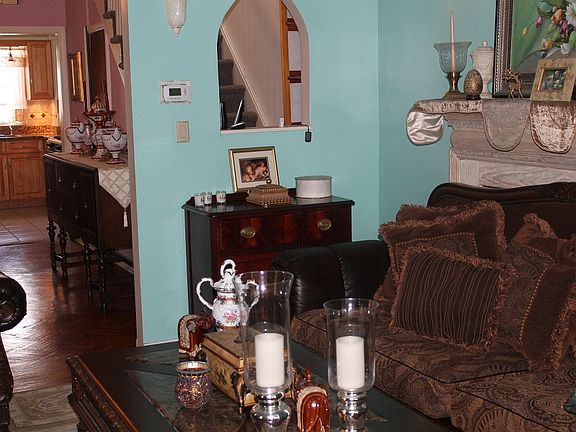 3rd image of 4323 Avenue M