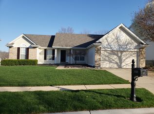 1137 Westrun Dr, Ballwin, MO 63021