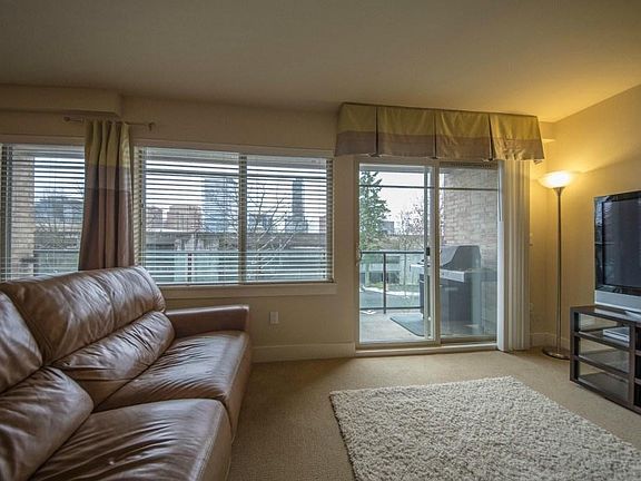 5th image of 511 100th Ave NE APT 207