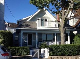 27 S Beach Dr, Norwalk, CT 06853