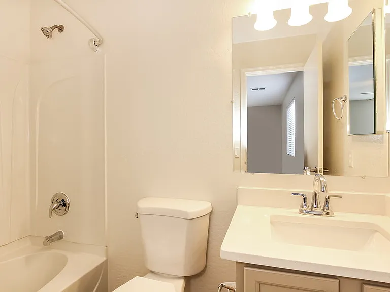 16245 W Calavar Rd — Photo 11