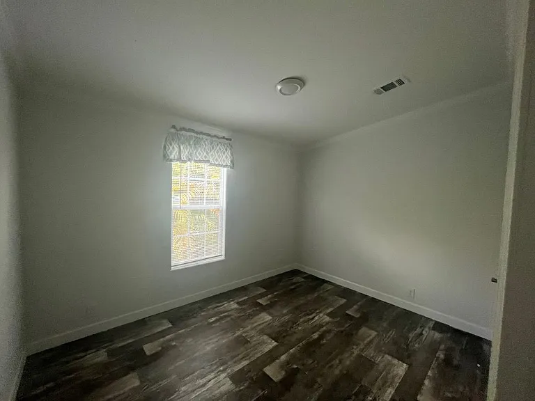 55 Eland Dr #55 — Photo 7