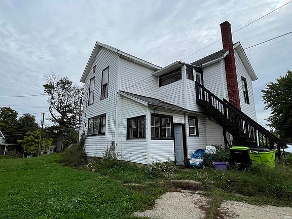 4th image of 558 Iva St