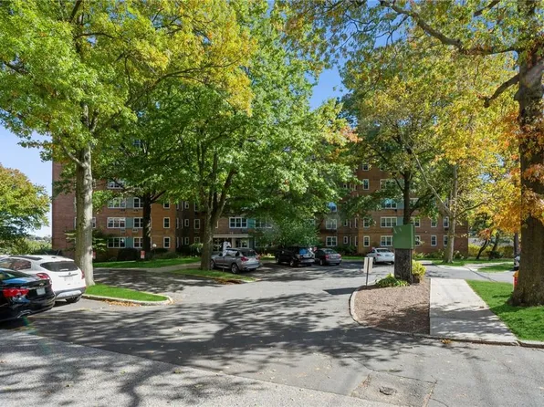 76 Dehaven Drive #4K, Yonkers, NY 10703