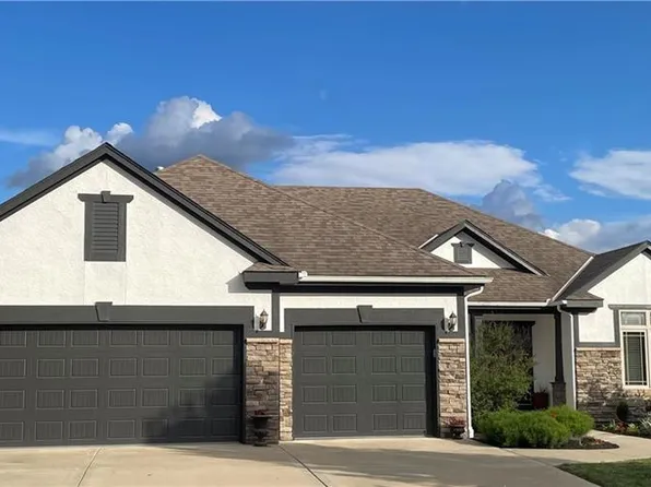 5007 NW 71st St, Kansas City, MO 64151