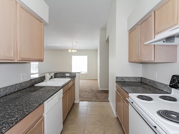 5th image of 11852 Brenford Crest Dr