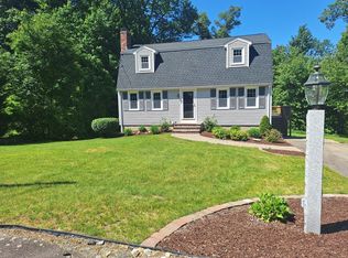 8 Walker Rd, Franklin, MA 02038