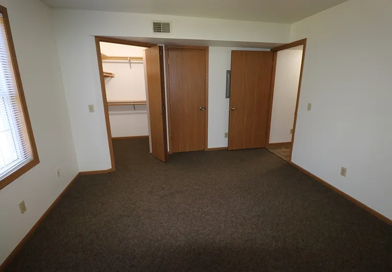 2318 Valley Rd — Photo 6