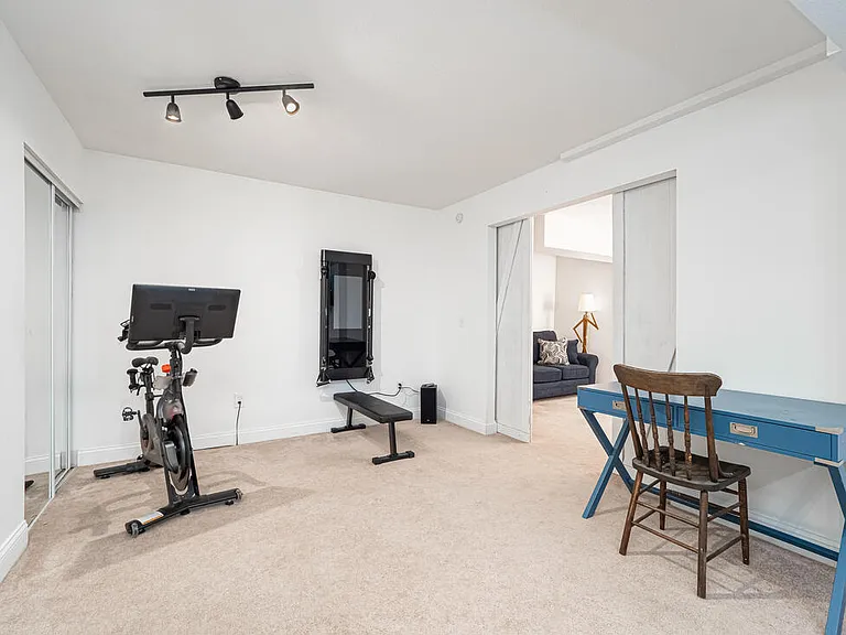 2701 Fremont Ave S #1 — Photo 23