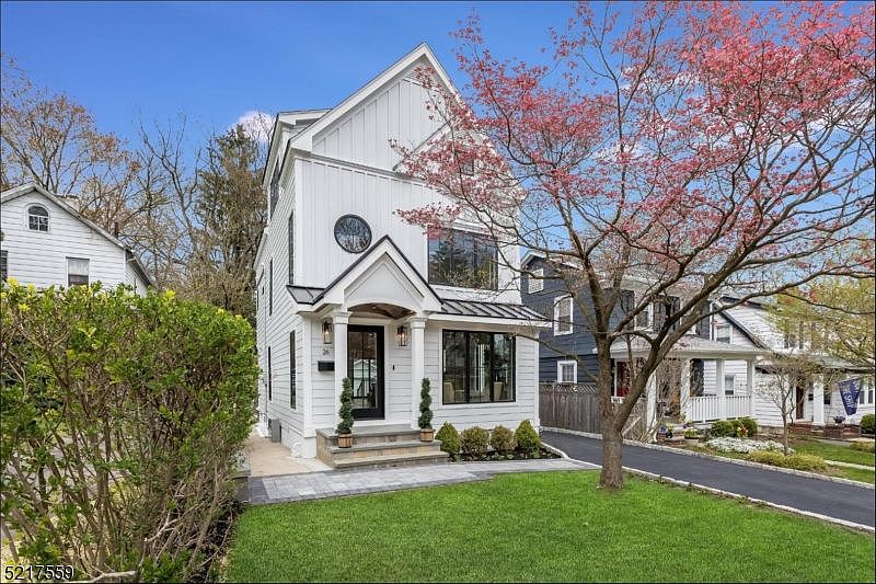 1st image of 26 Midland Ave
