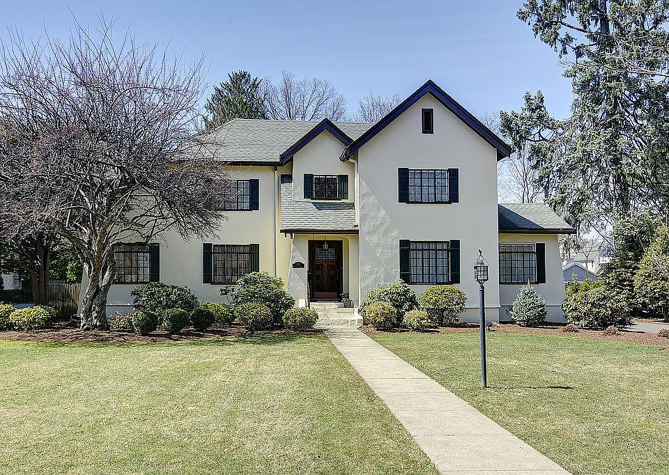 Lovely English Cottage
