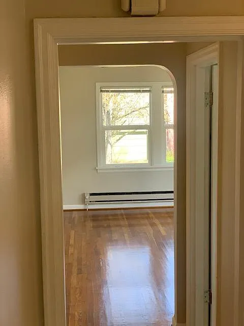 Studio, $1,200 — Photo 4