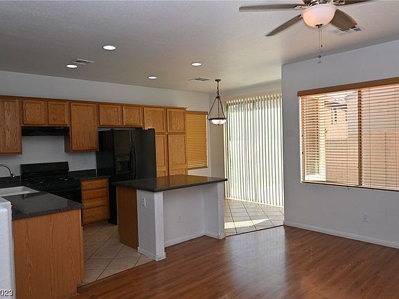 4th image of 8260 Apple Spice St