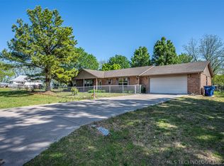 221 W 4th St, Allen, OK 74825