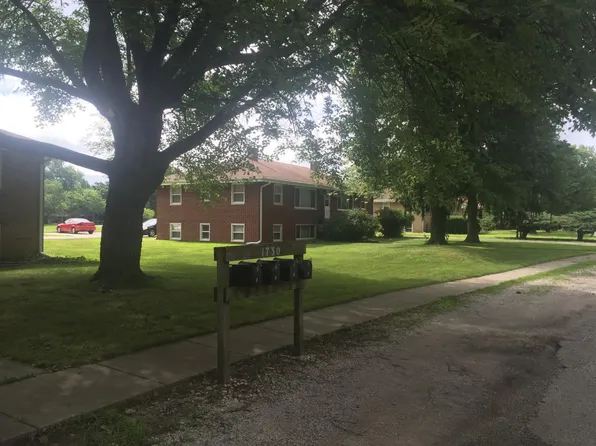 1116 Broadmoor Dr, Champaign, IL 61821