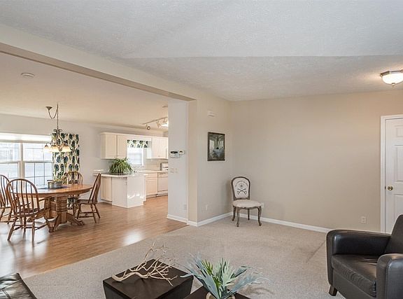 5th image of 22960 S Glen Eagle Dr