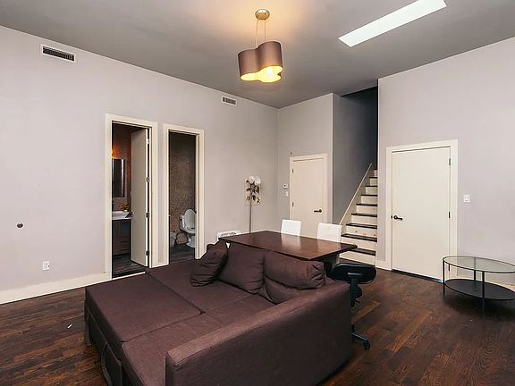 3rd image of 168 Irving Ave #3F