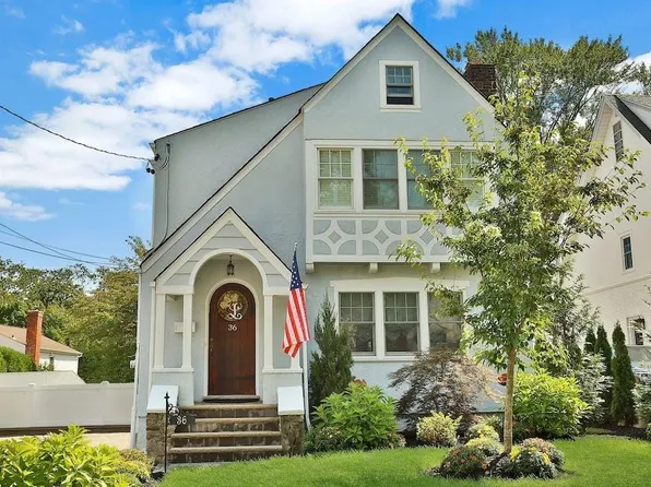 36 Central Drive, Bronxville, NY 10708