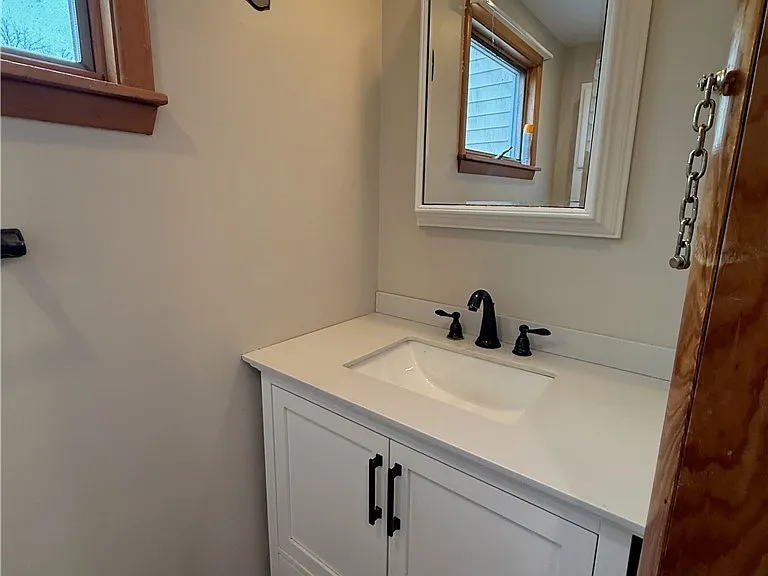 437 Springville Ave — Photo 15