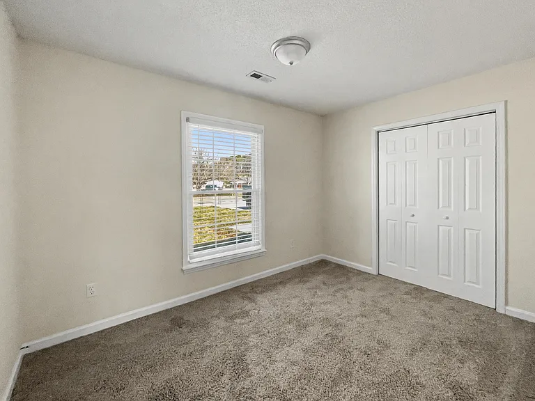 4918 Waltmoor Rd — Photo 11