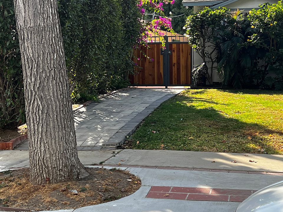1st image of 15842 Sunburst St #1