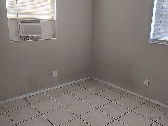 4th image of 1401 E Sitka St APT B