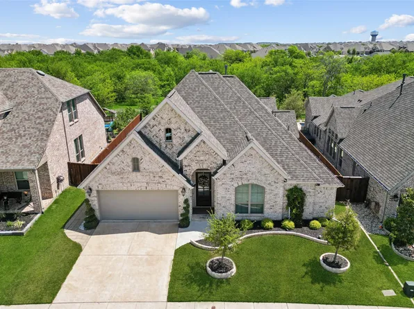 1112 Bluestem Dr, Aubrey, TX 76227
