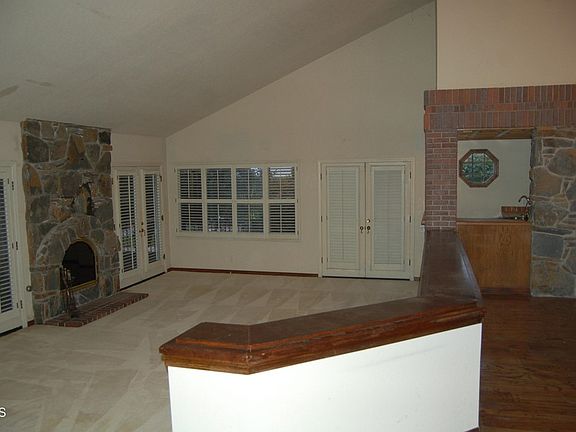 2nd image of 79 Alviso Dr