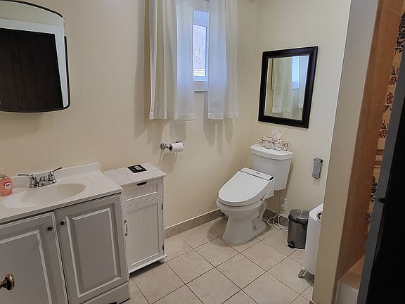 5th image of 1406 S Bartholomew Canyon Rd