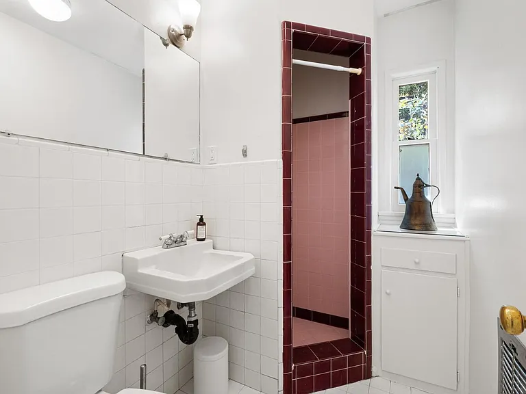 2294 Mountain Oak Dr — Photo 17