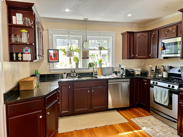13 Fairview Ave — Photo 10
