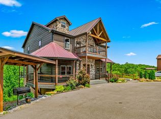 2125 Elk Pass Ln, Sevierville, TN 37876