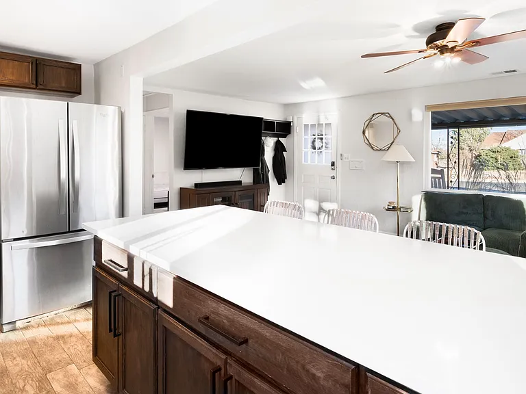 3613 N Harrison St — Photo 8