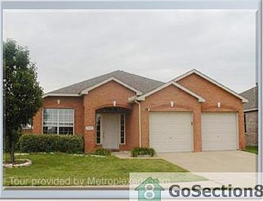 1st image of 10606 Woodlands Trl