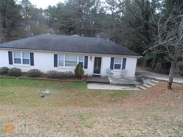2nd image of 4279 Chamblee Tucker Rd