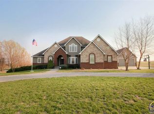 7325 SW 53rd St, Topeka, KS 66610