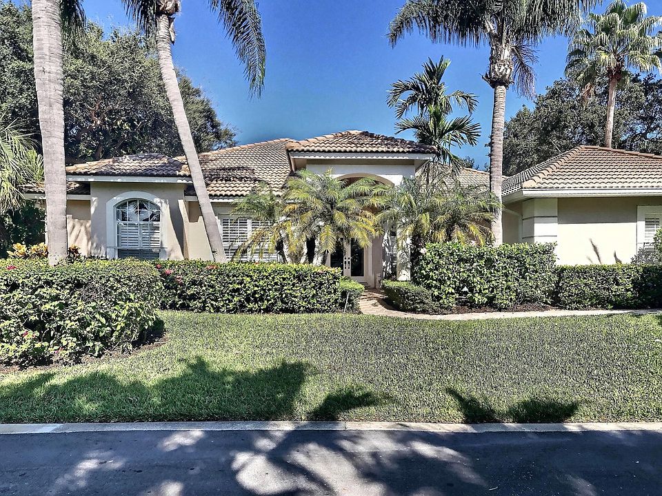 470 Ventura Place