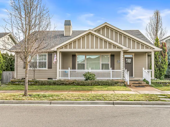 545 Bridge Creek Dr, Central Pt, OR 97502