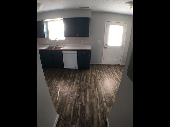 4th image of 608 W Watauga Ave APT 2