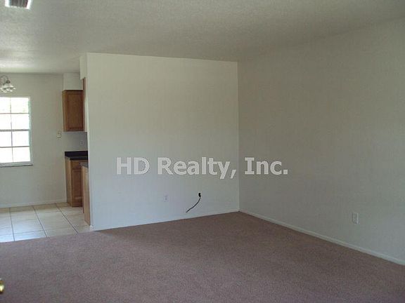 3rd image of 505 Highland Dr
