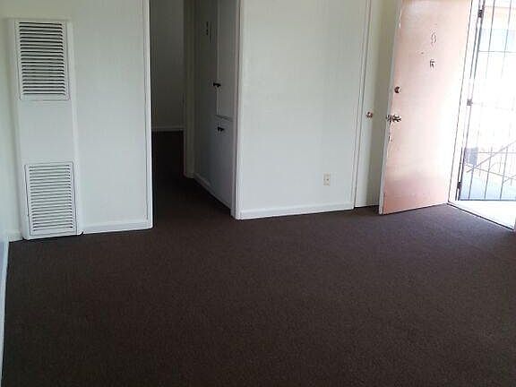 4th image of 2405 W 182nd St APT 3