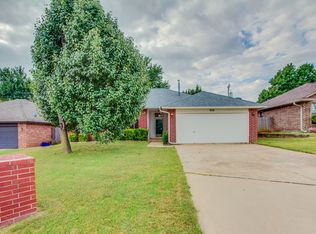 908 Nw 168th Street, Edmond, OK 73012