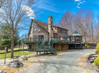 2 Michele Mnr, Troy, NY 12180