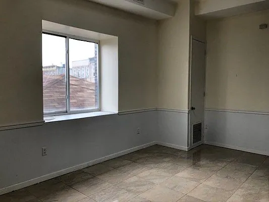 Rented by EF Property Management LLC | media 32