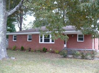 522 Stone Blvd, Tullahoma, TN 37388