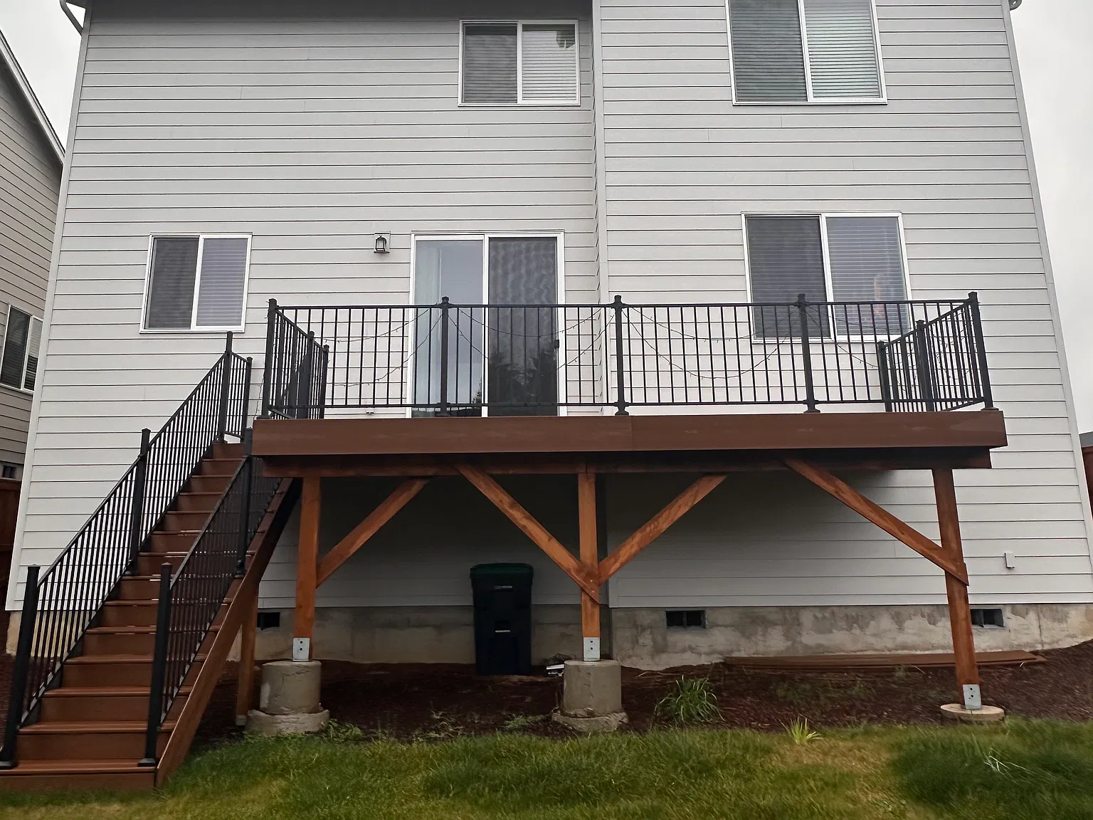 4 bed, 2363 sqft, $3,495 — Photo 2