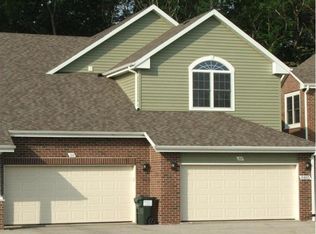 8485 S. Ashbury Ln. #104, Oak Creek, WI 53154
